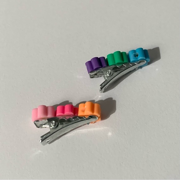 Handmade Flower Hair Clips - Picture 4 of 6